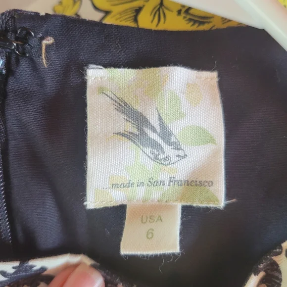 Beautiful print dress - Picture 6 of 6